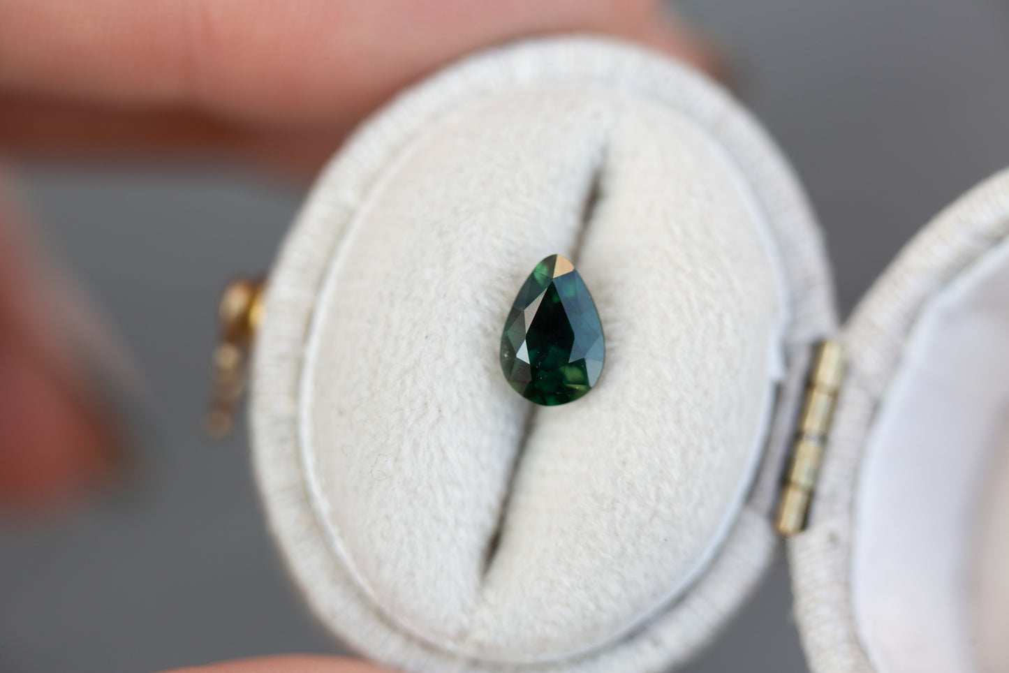 Load image into Gallery viewer, 1.01ct pear deep dark green sapphire
