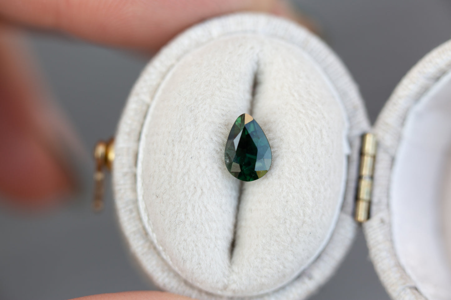 Load image into Gallery viewer, 1.01ct pear deep dark green sapphire
