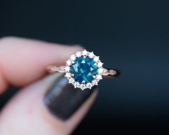 Load image into Gallery viewer, Round blue green sapphire midsummer ring

