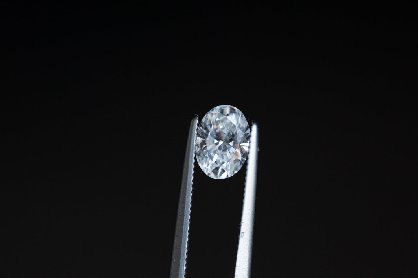 .62ct D VS2 oval lab diamond