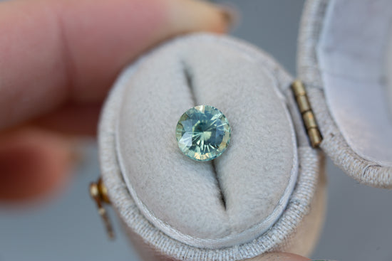 2.04t round light teal sapphire