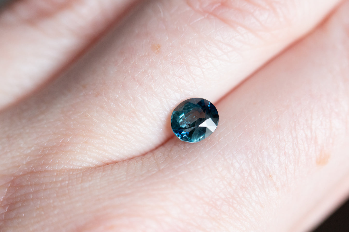 1.15ct oval blue teal sapphire