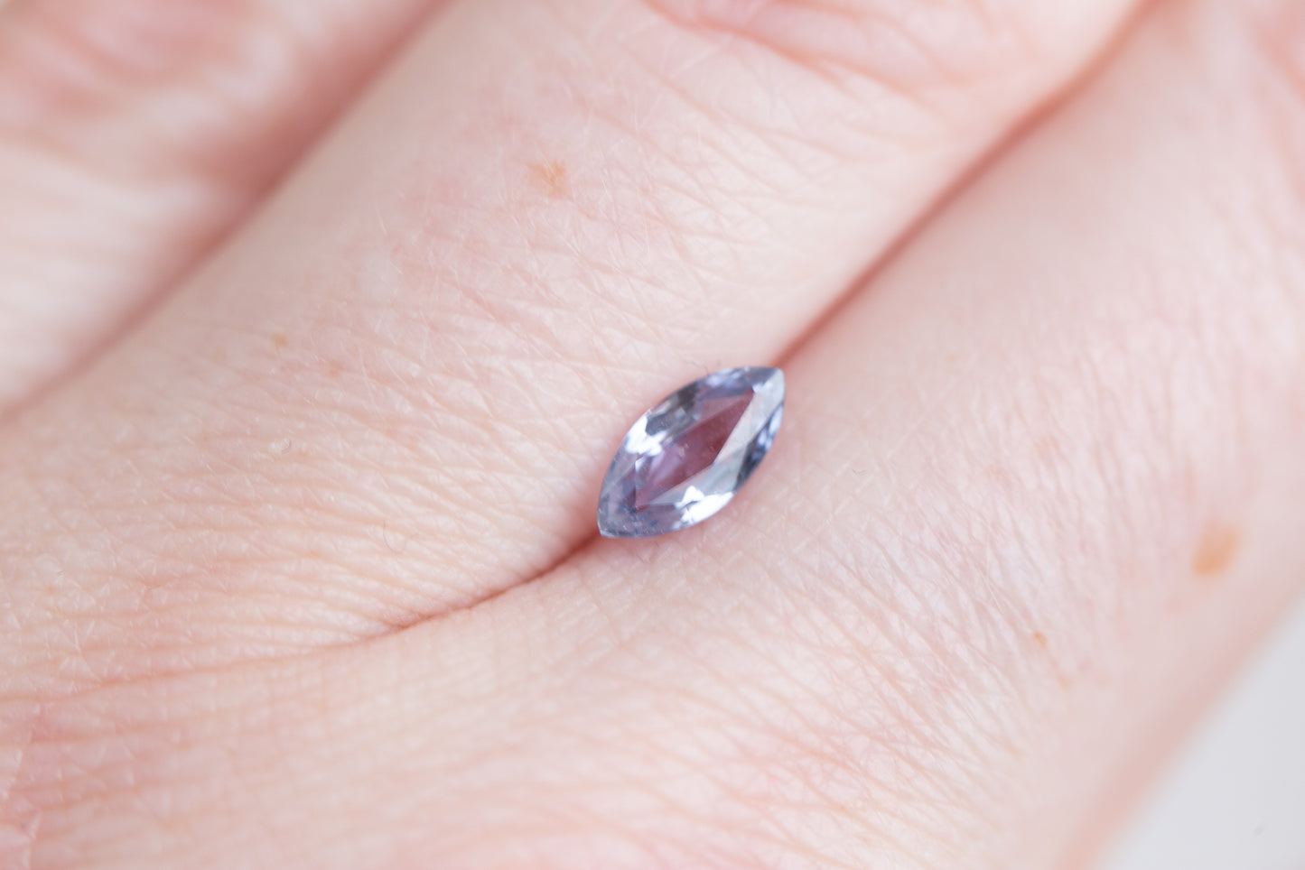 Load image into Gallery viewer, .8ct marquise light purple sapphire
