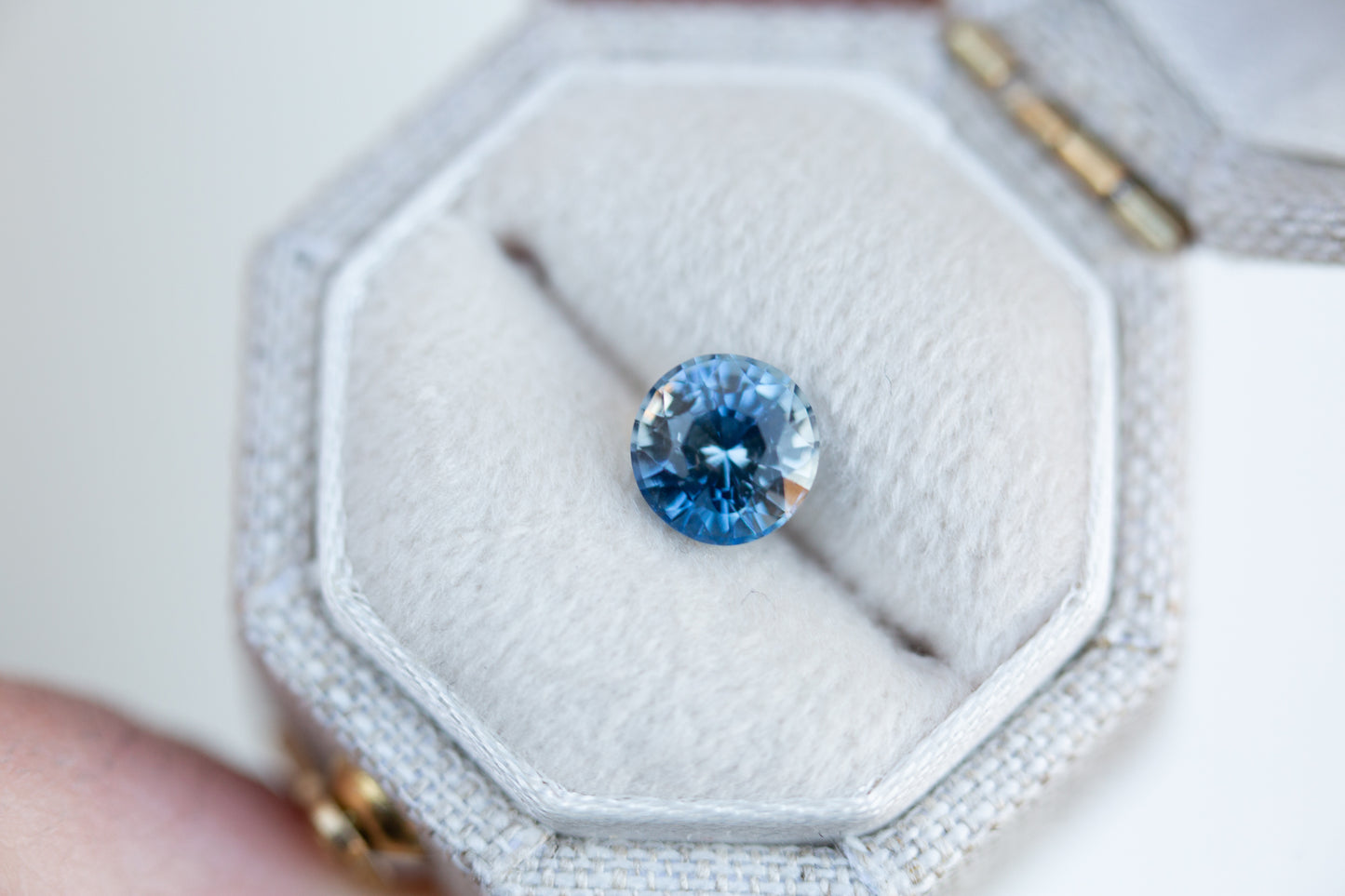 1.23ct round blue sapphire