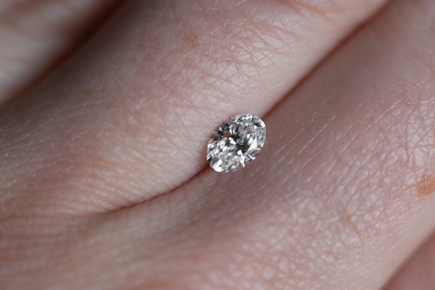 Load image into Gallery viewer, .45ct oval lab grown diamond
