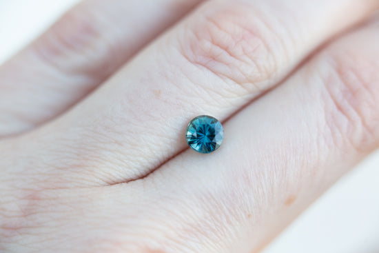 1.13ct round teal blue sapphire