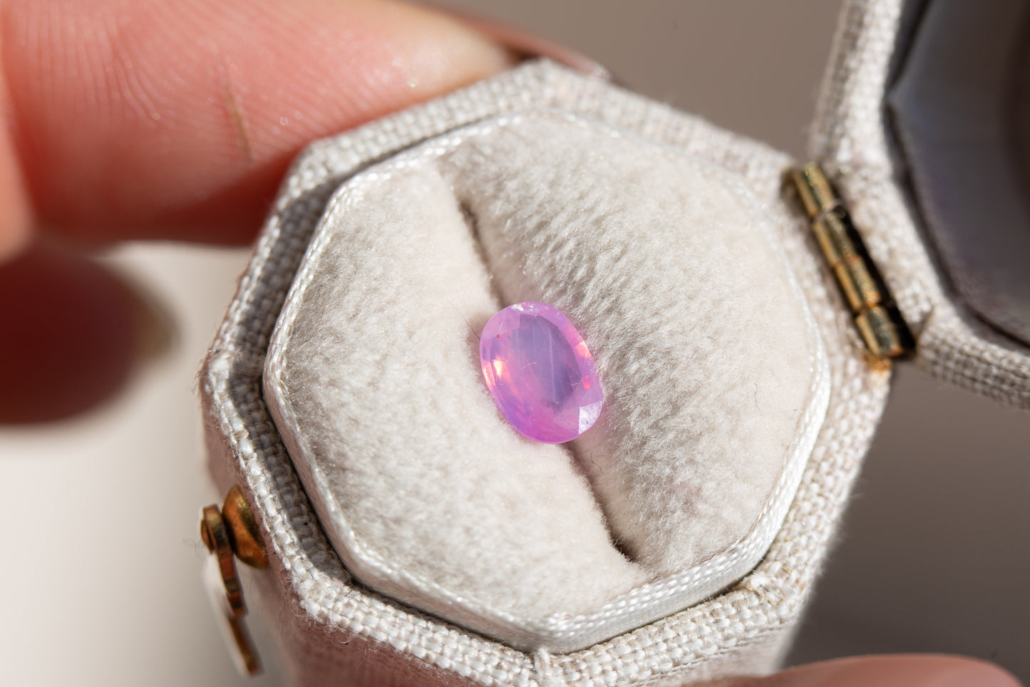 .9ct oval pink opalescent sapphire