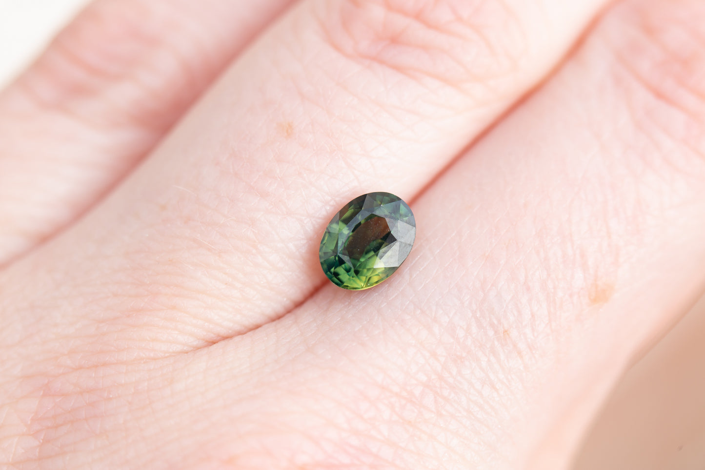 1.61ct oval green sapphire