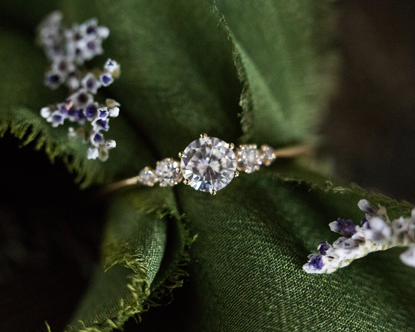 Round stone diamond Clearance