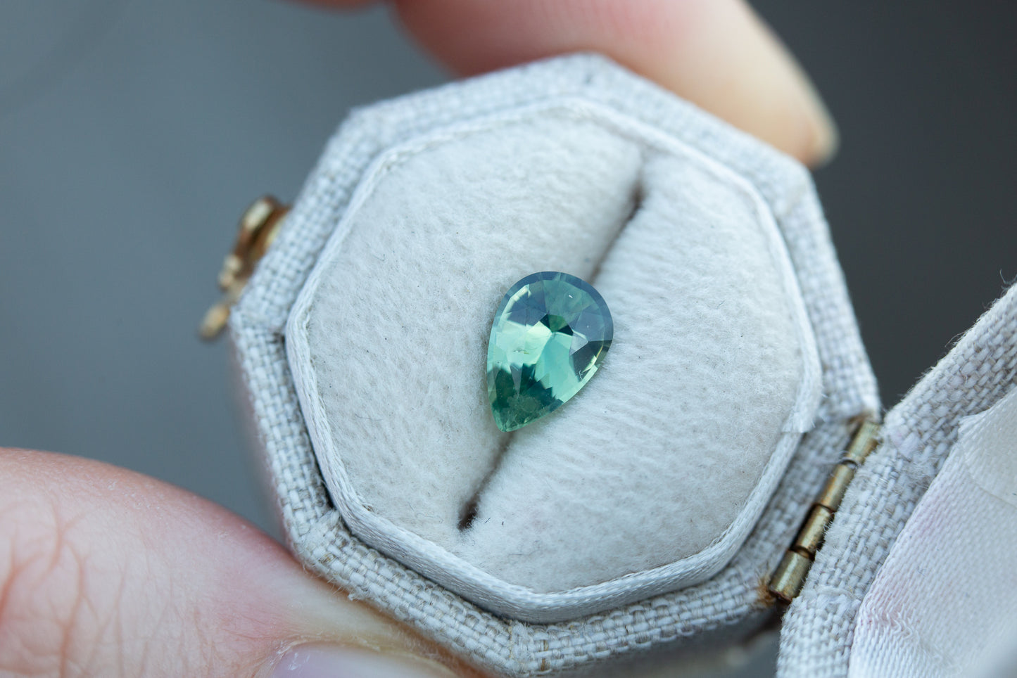 Load image into Gallery viewer, 1.11ct pear teal green sapphire

