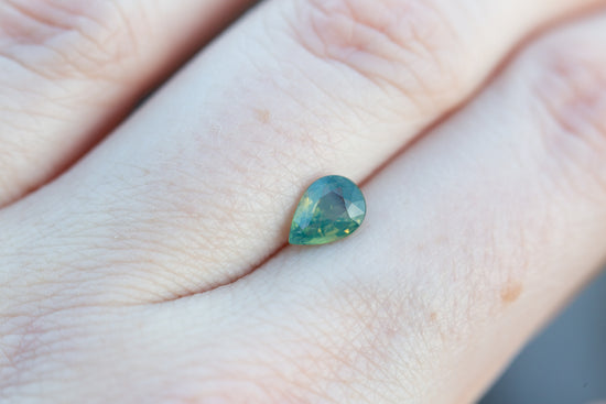 1.02ct pear opalescent teal green sapphire