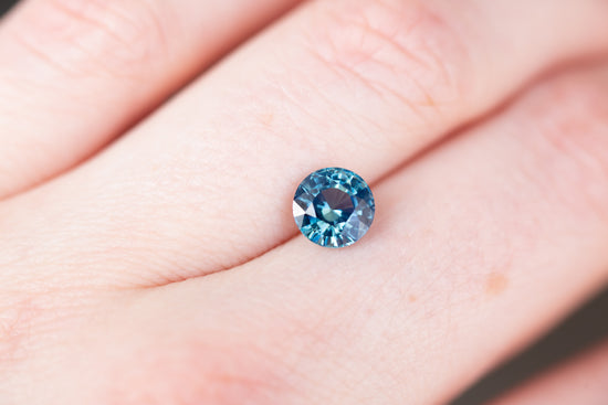 Load image into Gallery viewer, 1.74ct blue teal sapphire
