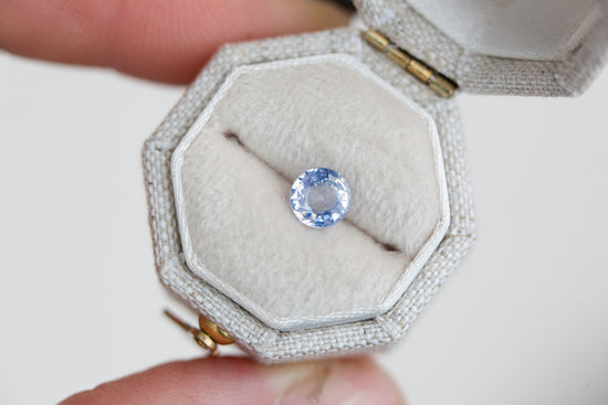 Load image into Gallery viewer, .89ct opalescent blue white sapphire
