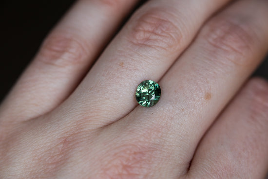 ON HOLD FOR L 1.85ct oval green sapphire