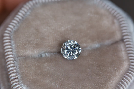 Load image into Gallery viewer, .95ct round salt and pepper diamond
