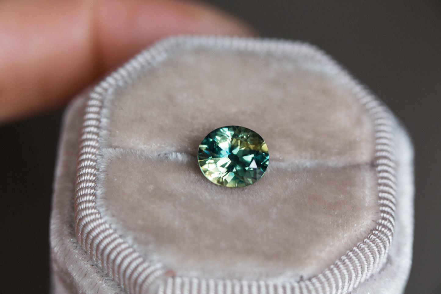 2.61ct oval parti sapphire
