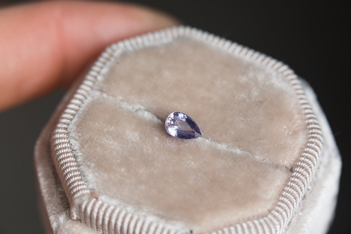 Load image into Gallery viewer, .62ct pear lavender sapphire

