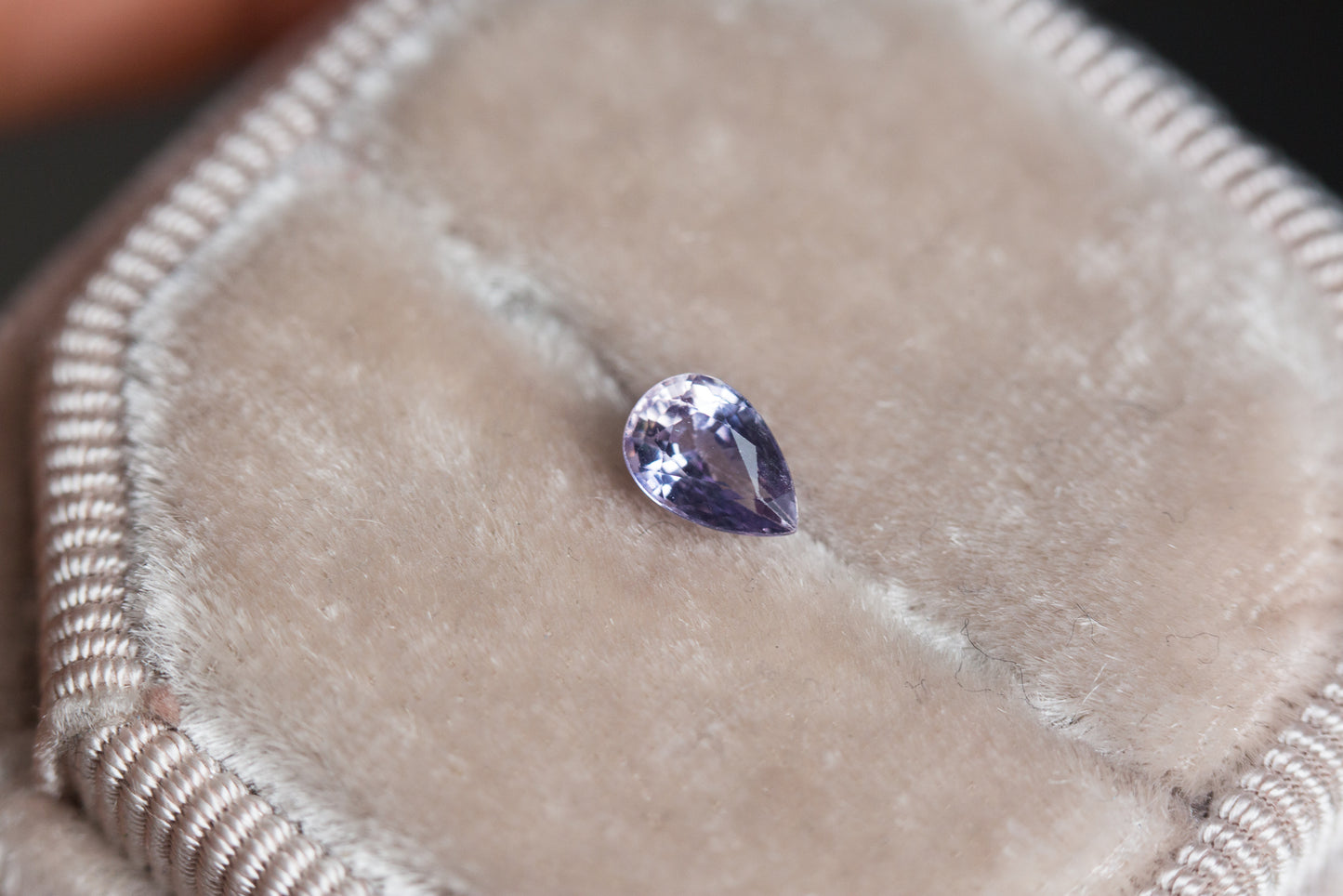 Load image into Gallery viewer, .62ct pear lavender sapphire
