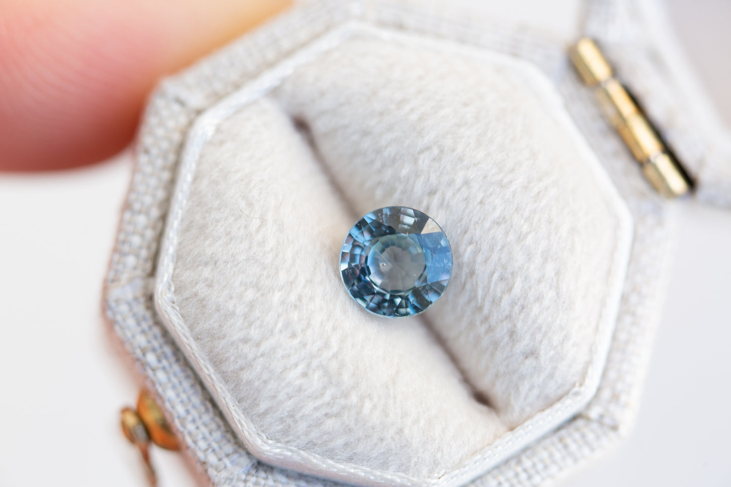1.1ct blue teal sapphire