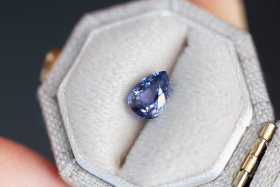 Load image into Gallery viewer, 1.01ct pear purple blue sapphire
