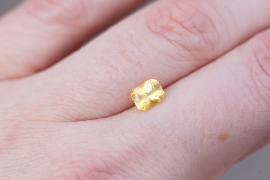 Load image into Gallery viewer, .94ct radiant cut yellow sapphire
