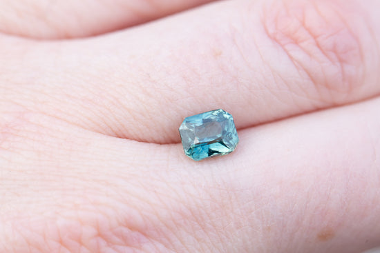 Load image into Gallery viewer, 1.67ct radiant cut teal blue sapphire
