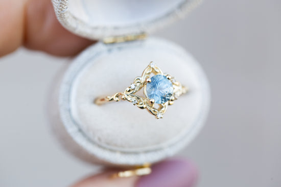Aurora setting with round Montana sapphire