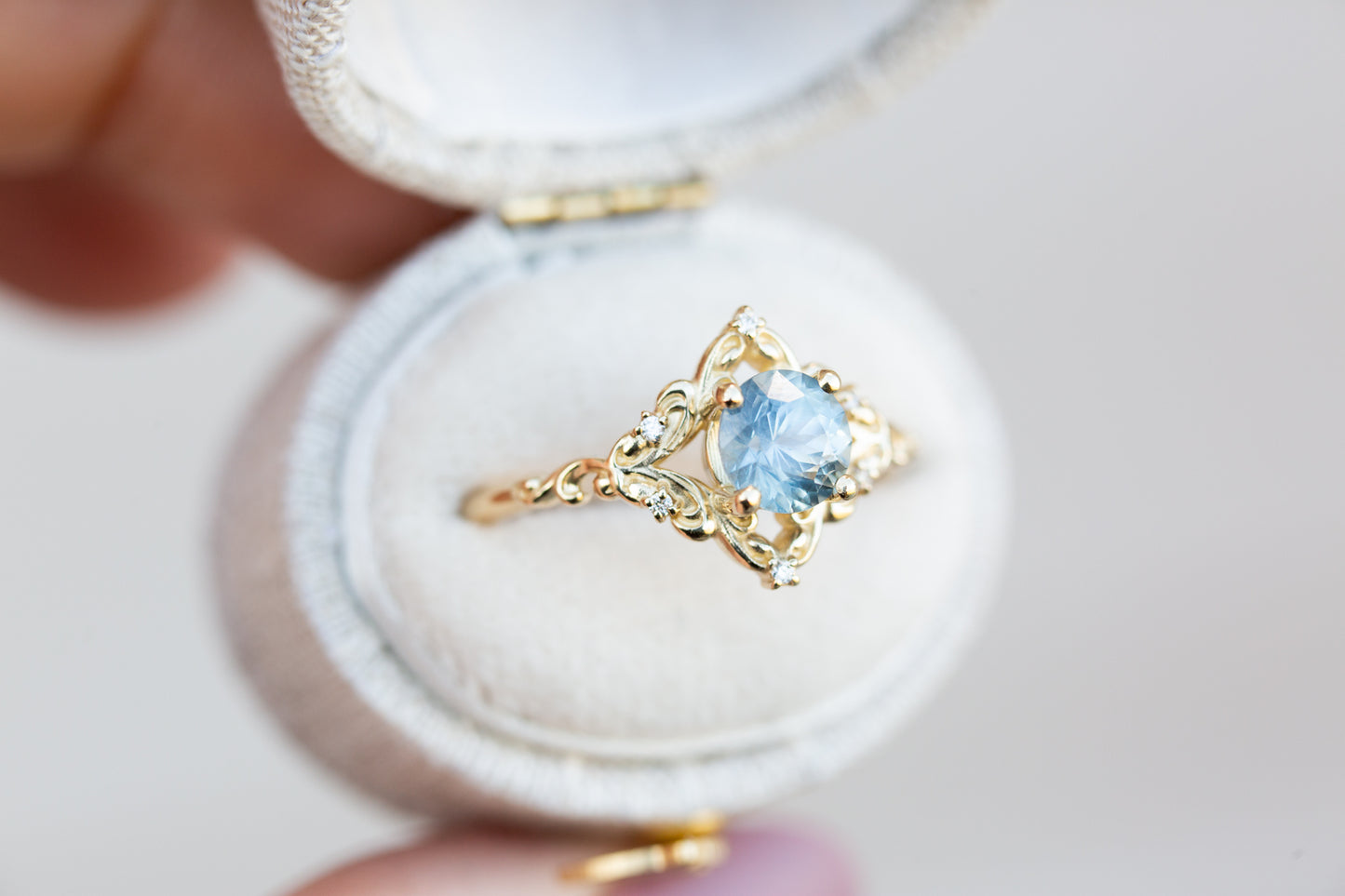 Aurora setting with round Montana sapphire