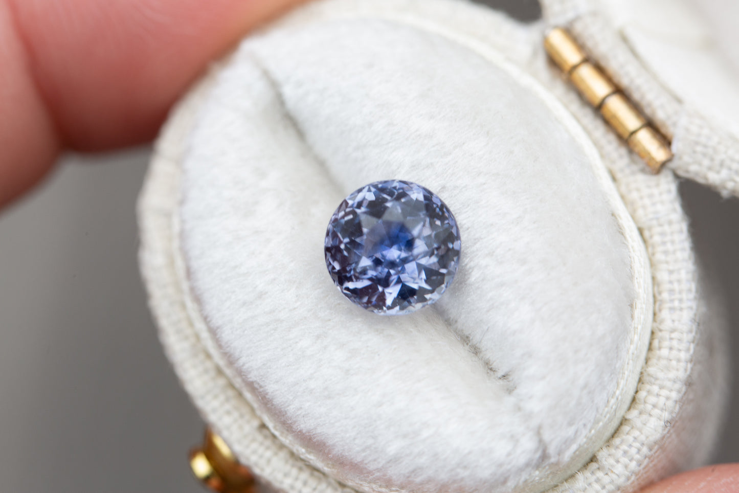 2.27ct round purple blue sapphire