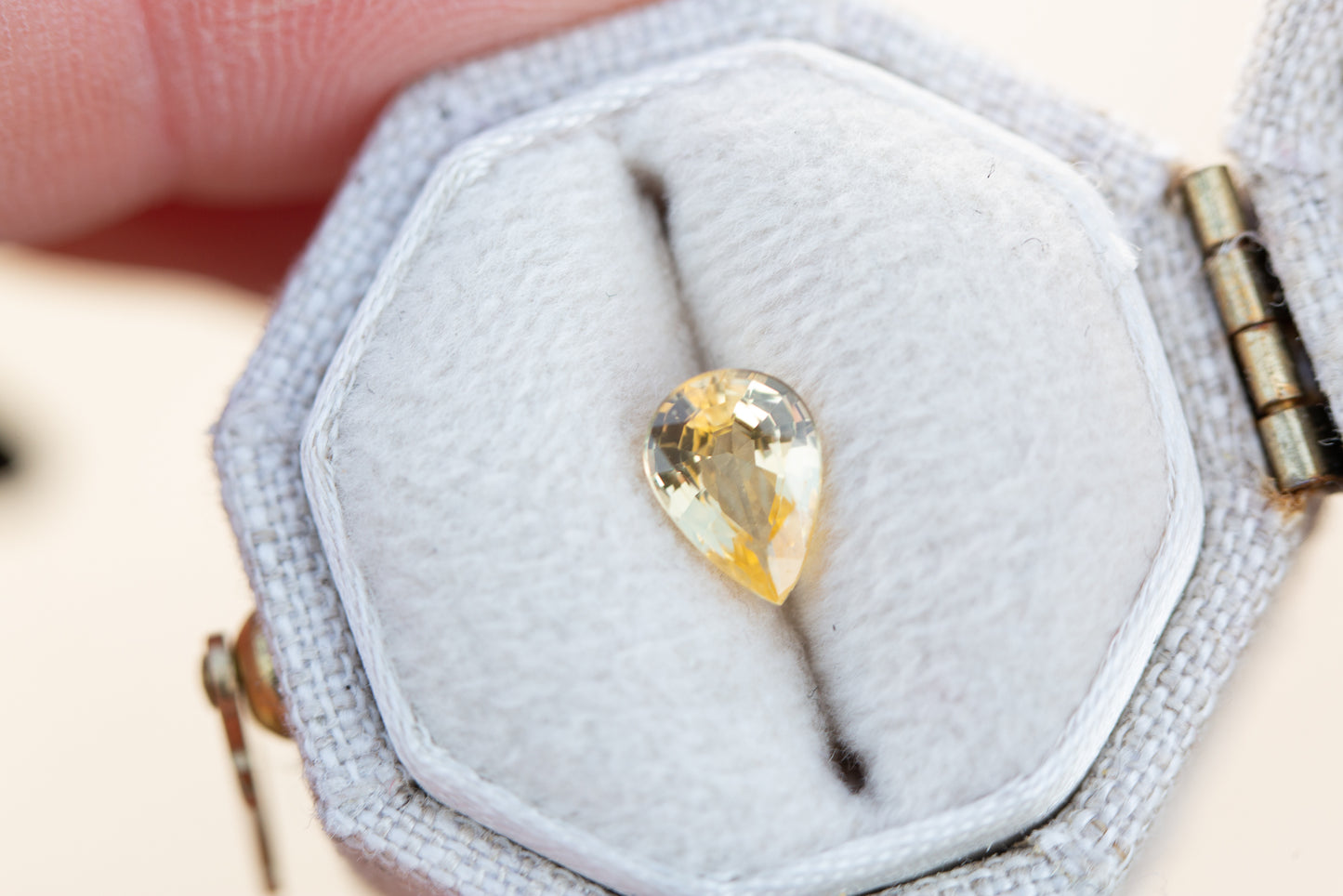 Load image into Gallery viewer, .85ct pear yellow sapphire
