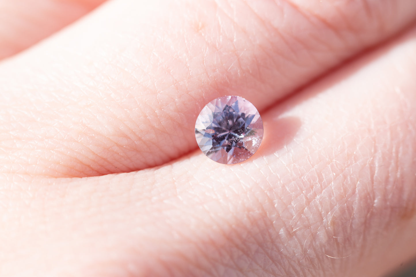 1.28ct round light purple pink sapphire