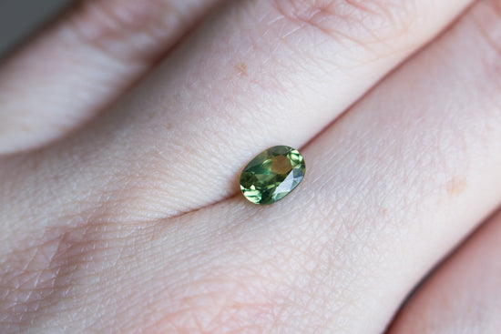 1.04ct oval light green/teal Australian sapphire