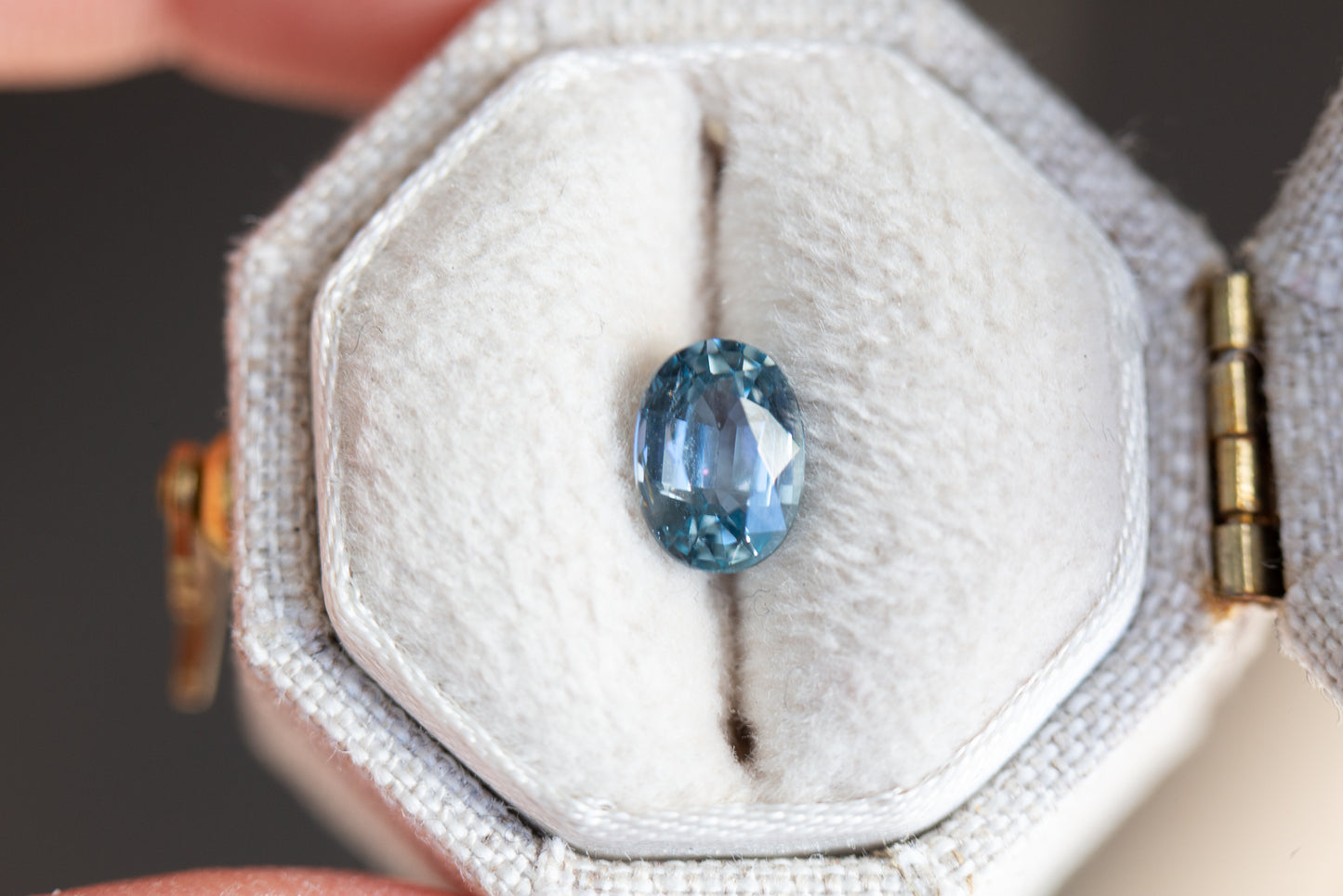 1.08ct oval light blue sapphire
