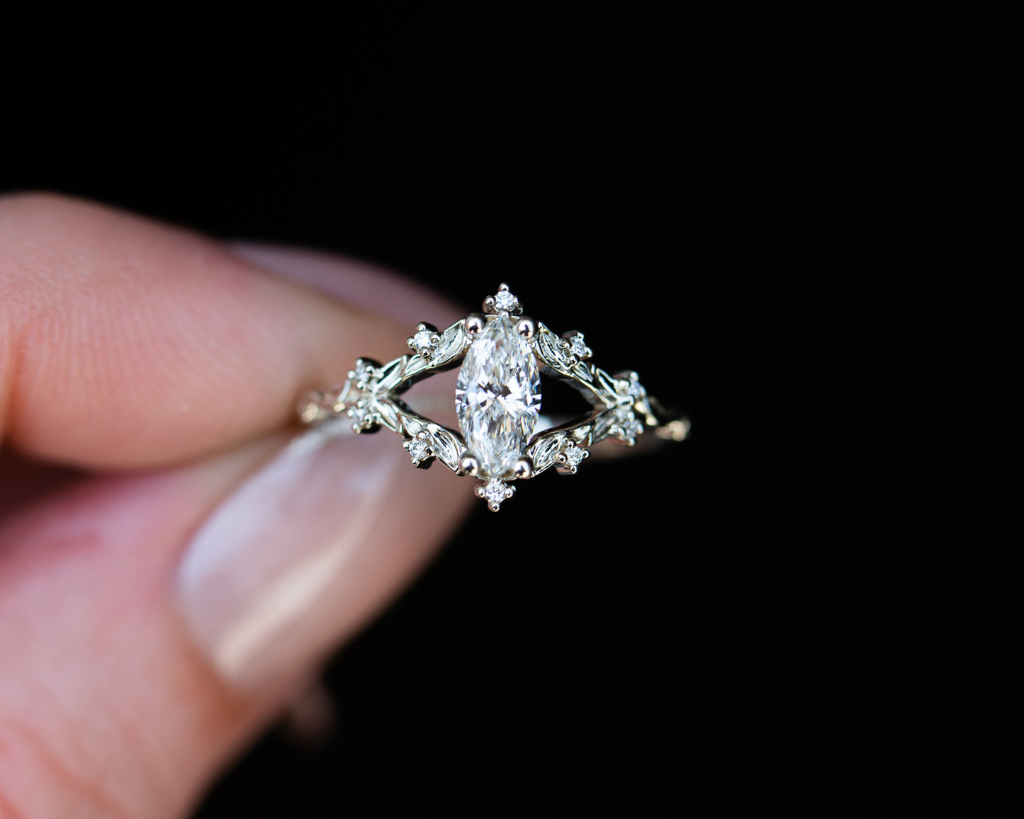 Load image into Gallery viewer, Briar rose setting with natural white diamond center stone
