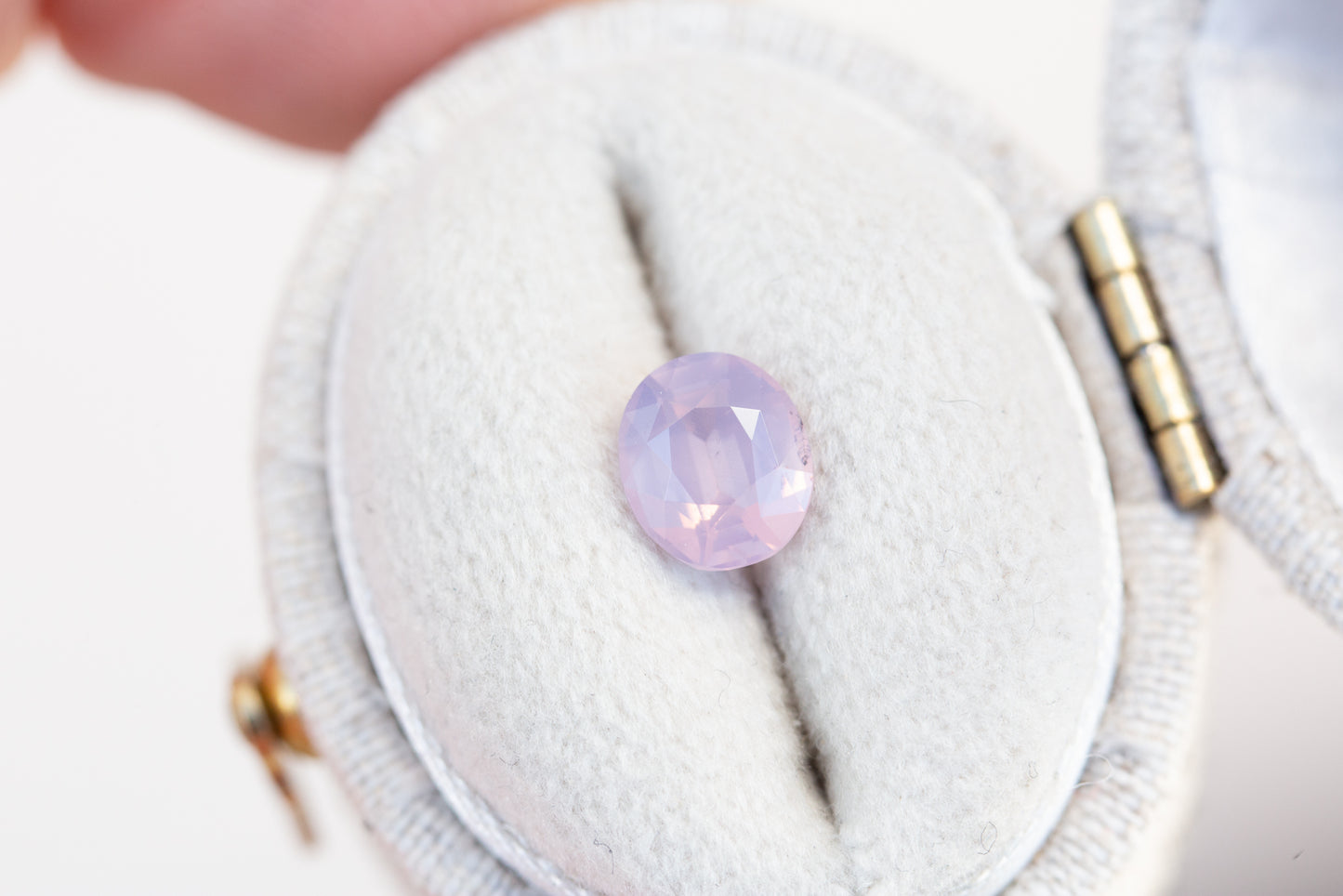 1.04ct oval opalescent light pink sapphire