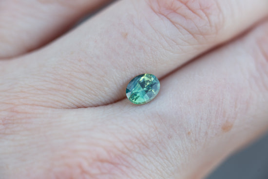 1.08ct oval green teal sapphire