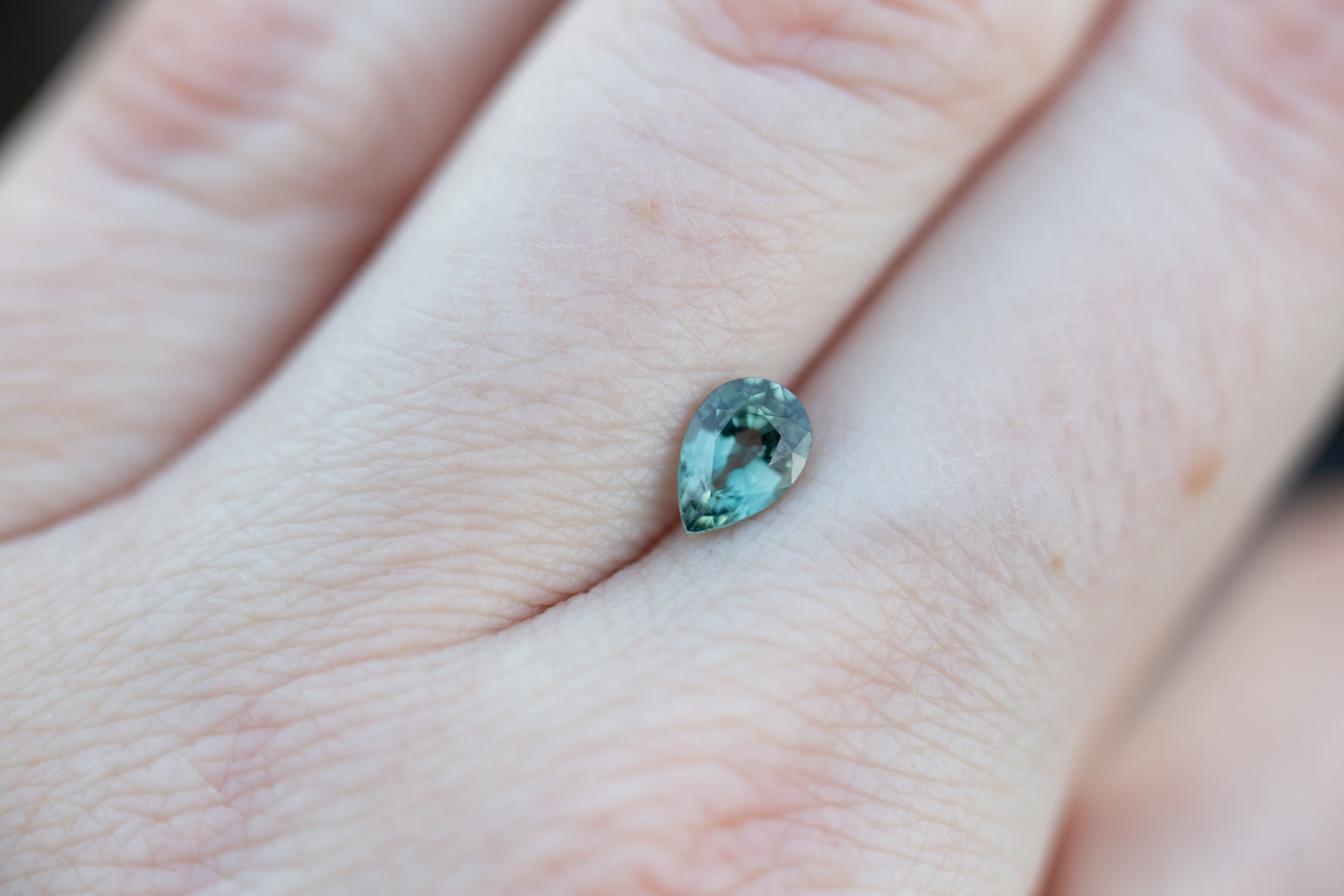Load image into Gallery viewer, .87ct pear teal sapphire
