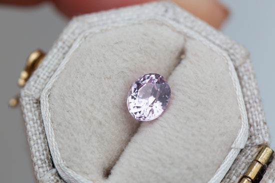 Load image into Gallery viewer, .97ct oval light pink sapphire
