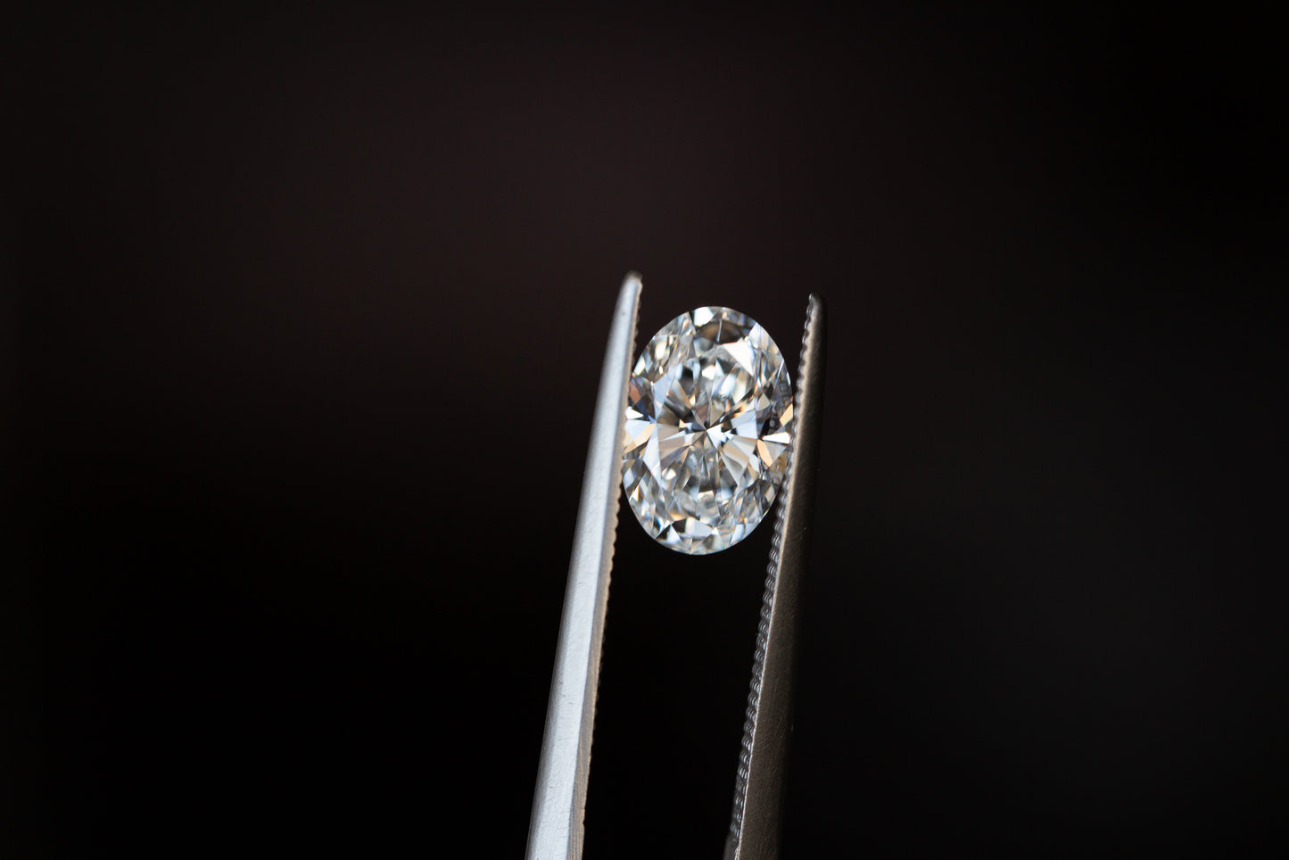 Load image into Gallery viewer, 1.2ct oval lab grown diamond
