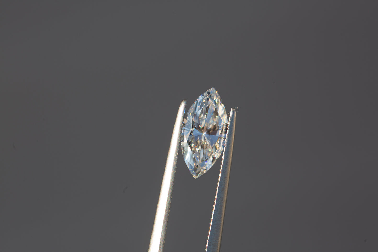 Load image into Gallery viewer, .93ct marquise lab grown diamond
