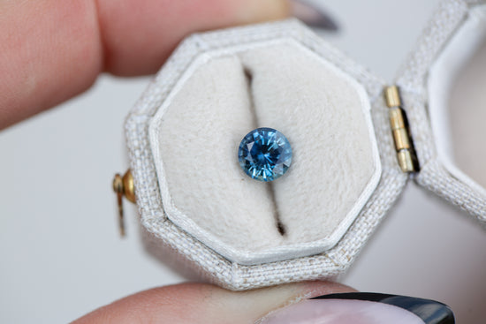 1.13ct blue teal round sapphire