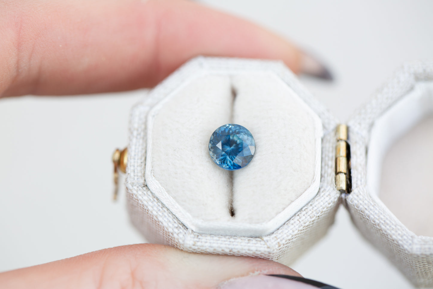 1.54ct round blue sapphire