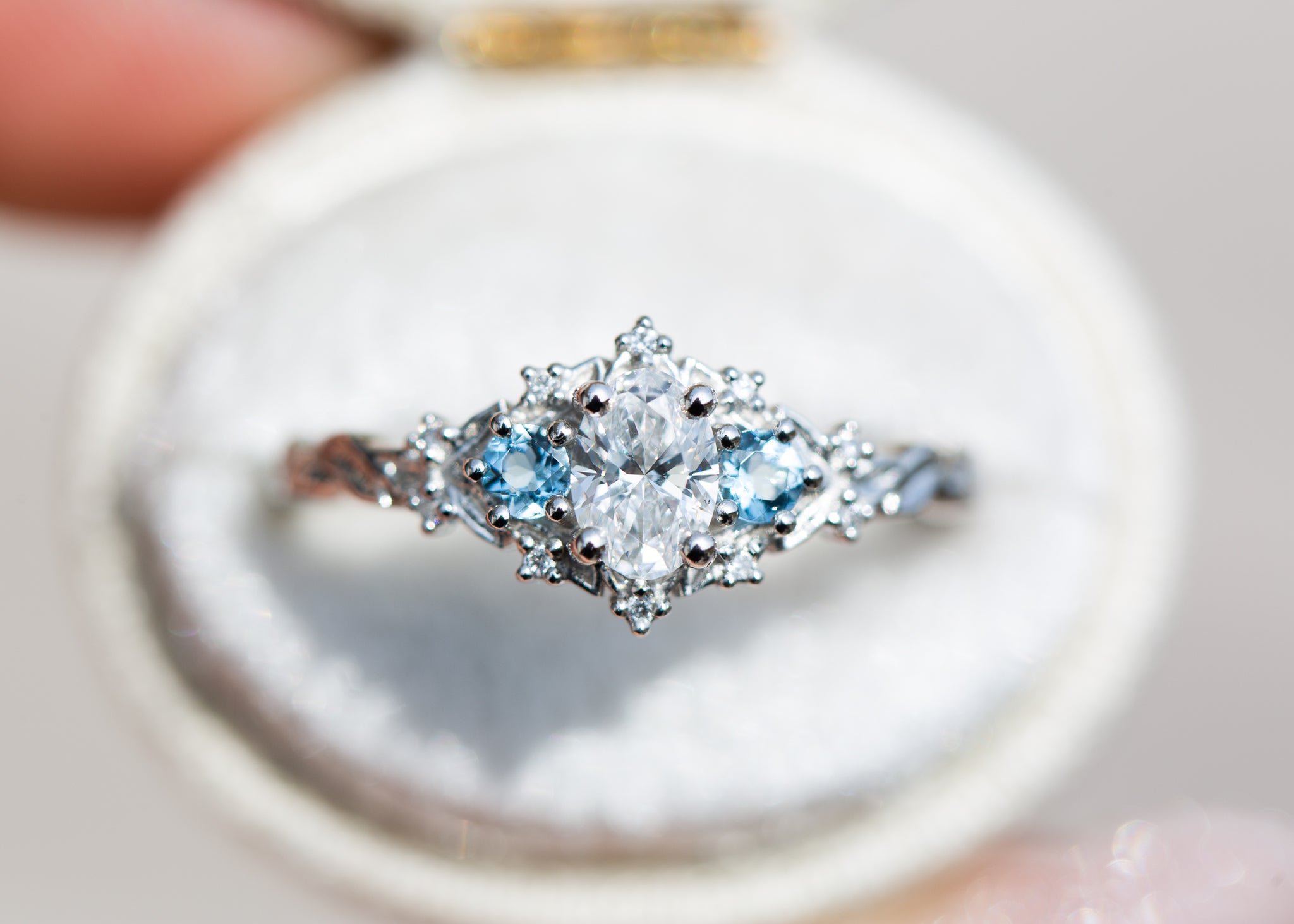 BRIESTA ブリエスタ aquamarine NUTS OUTDOOR Briar Rose Three Stone with 6x4mm oval center and aquamarine side