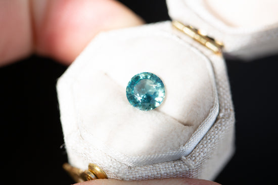 1.5ct round blue green teal sapphire