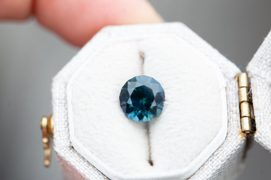 Load image into Gallery viewer, 1.98ct round deep teal blue sapphire

