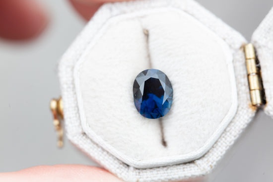 1.94ct oval deep dark blue sapphire