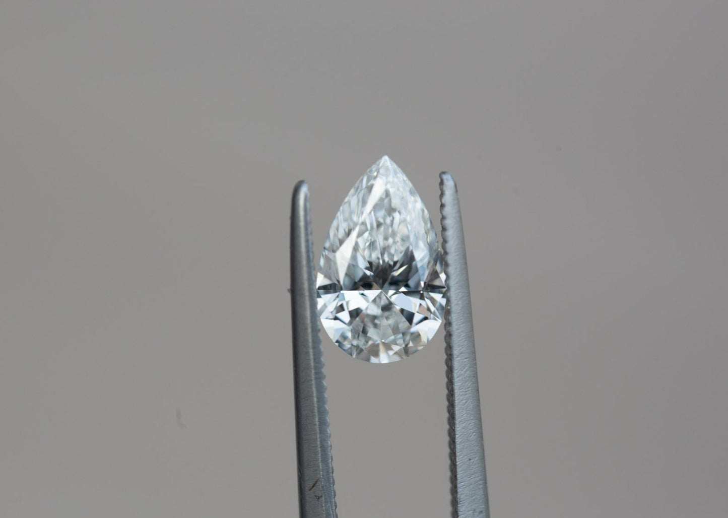 Load image into Gallery viewer, .9ct pear lab diamond
