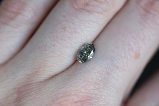 Load image into Gallery viewer, .94ct oval salt and pepper diamond
