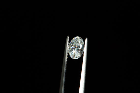 Load image into Gallery viewer, .84ct oval lab diamond, D/VS1
