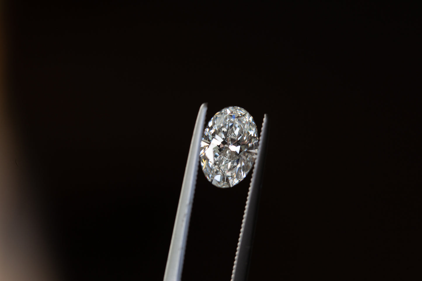 1.26ct oval lab diamond, F/VS1